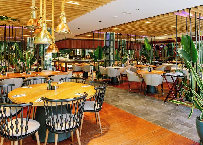 Parque Santiago Iii Official アパートホテル 3*