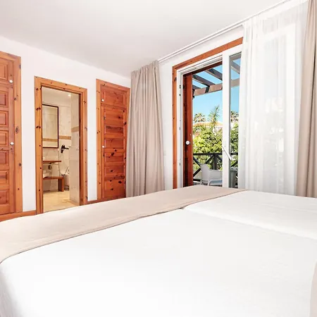Aparthotel Parque Santiago Iii Official 3*