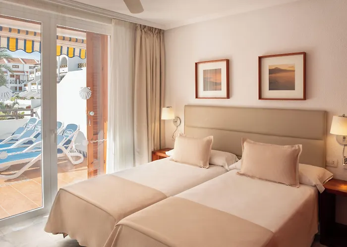 Parque Santiago Iii Official Aparthotel