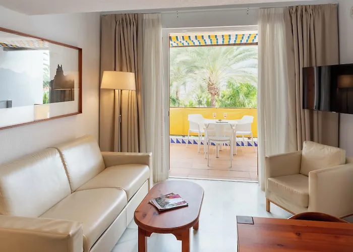 Aparthotel Parque Santiago Iii Official