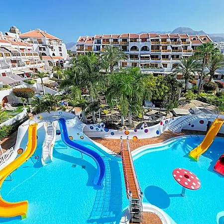 Parque Santiago Iii Official 3*